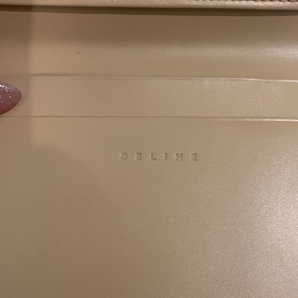 Celine - Picture 4 of 4